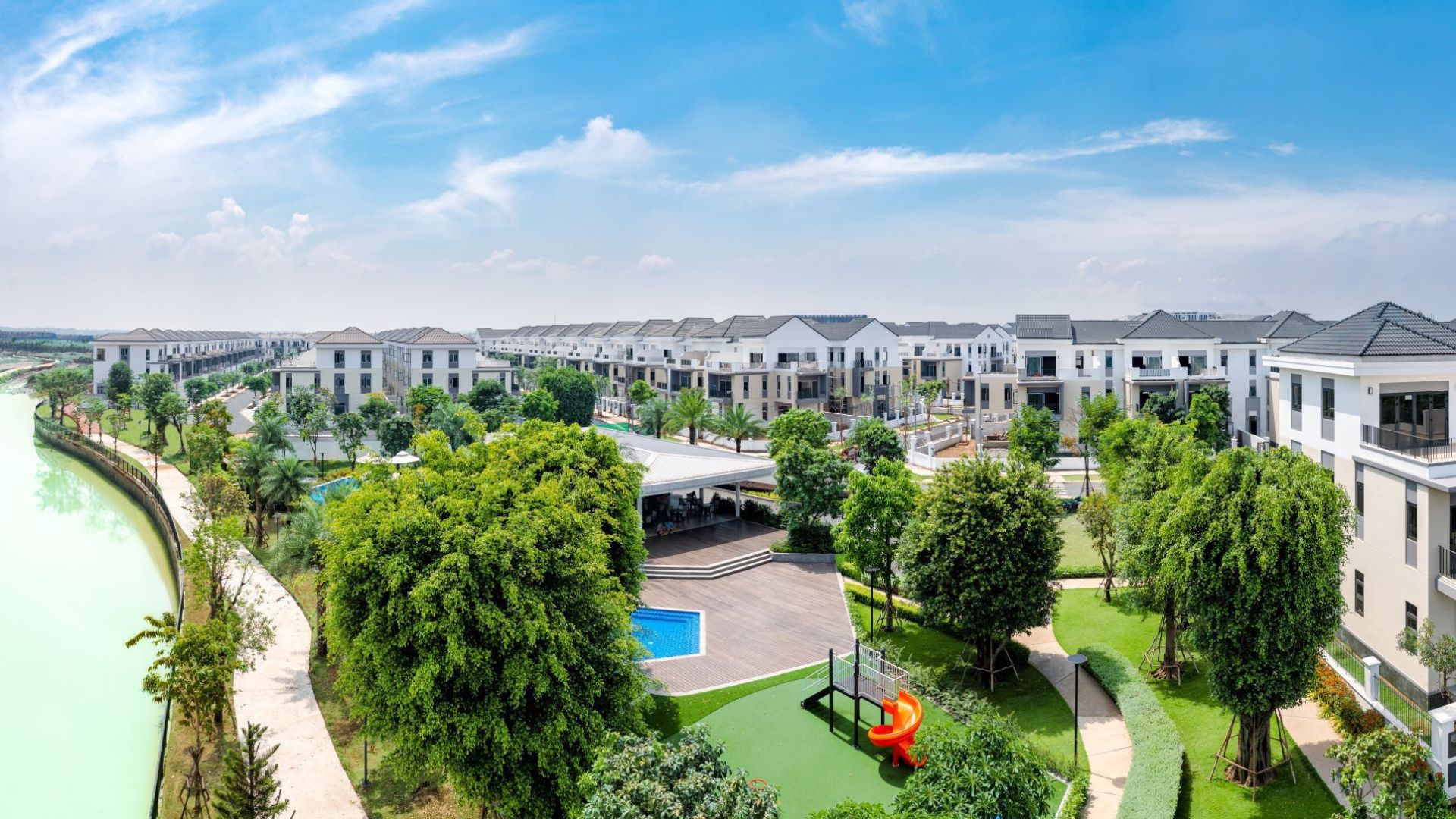 AQUA CITY NOVALAND