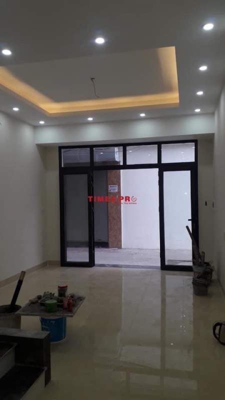 BÁN NHÀ 4 TẦNG 1 TUM TỔ 18 THƯỢNG THANH- LONG BIÊN- HN