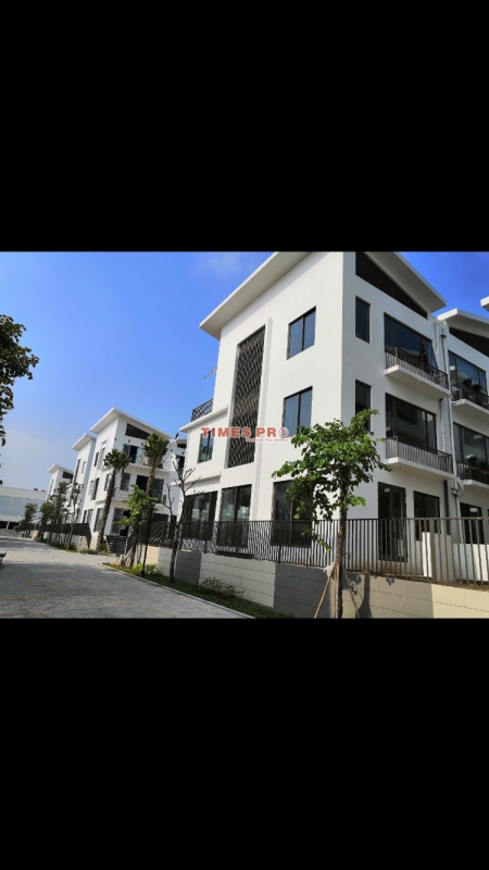 TÔI ĐANG CẦN BÁN CĂN BIỆT THỰ DỰ ÁN KHAI SƠN HILL ĐỐI DIỆN NGAY TRƯỜNG QUỐC TẾ PHÁP, MẶT ĐƯỜNG VÀO RỘNG 25M.