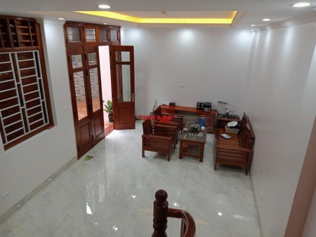BÁN NHÀ 4 TẦNG 1 TUM, ÁI MỘ- PHƯỜNG BỒ ĐỀ- LONG BIÊN - HN