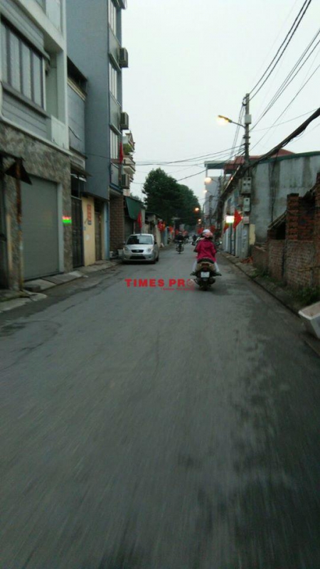 BÁN ĐẤT TỔ 8 THẠCH BÀN 52M LÔ GÓC