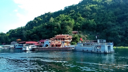 HÀNH TRÌNH “LY TÂM” TỚI LEGACY HILL