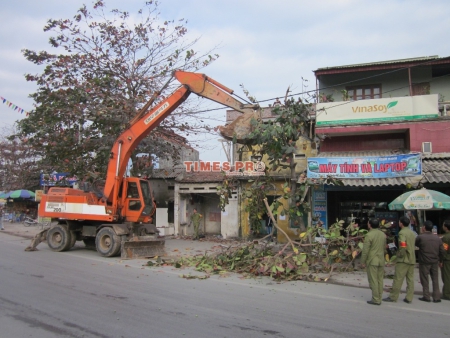 HÒA BÌNH: QUYẾT LIỆT TRONG GIẢI PHÓNG MẶT BẰNG DỰ ÁN ĐƯỜNG KẾT NỐI ĐƯỜNG HỒ CHÍ MINH VÀ QUỐC LỘ 12B ĐI QUỐC LỘ 1