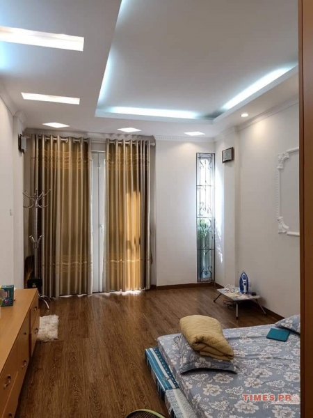 Bán căn hộ nhà A6 khu tập thể Vĩnh Hồ, phường Ngã Tư Sở, quận Đống Đa