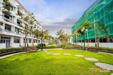 BÁN SHOPHOUSE BÌNH MINH 93 ĐỨC GIANG- LONG BIÊN: LH 0925828510
