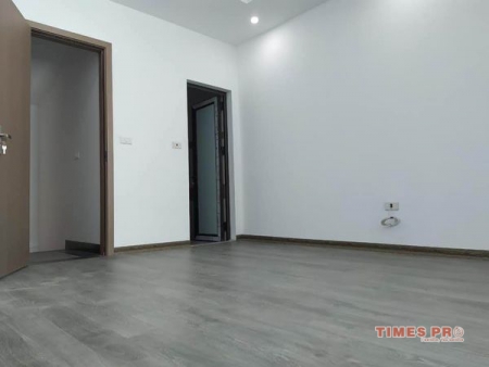 Chính chủ cần bán căn nhà siêu hiếm, giá siêu tốt tại Tổ 4 , Phúc Đồng, Long Biên