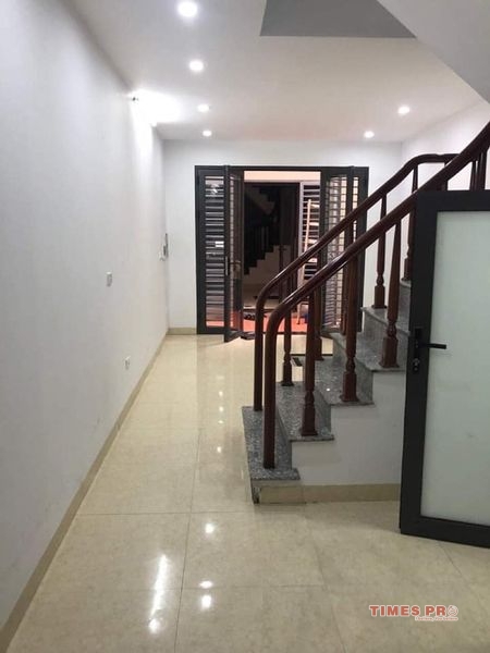Bán gấp căn nhà đẹp lung linh tại Thạch Bàn Long Biên