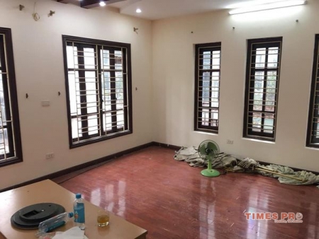 Bán nhà Bồ đề Long Biên
