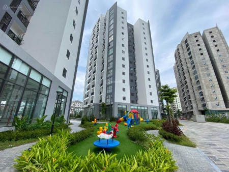 Bán căn hộ 2PN 65m2 giá 2,33 tỷ CH sở hữu đồng thời 2 view bể bơi và view hồ dự án Le Grand Jardin
