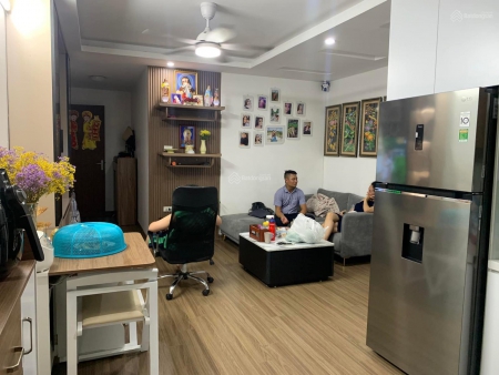 Bán căn 2PN, 2WC chung cư Giang Biên, lô góc, view hồ thiên nga, nội thất sịn, 70m2, giá 1.95 tỷ