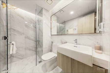 Bán căn hộ chung cư Masteri West Heights căn 2PN, diện tích 70m2, view hồ
