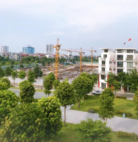 Bán lại suất ngoại giao căn chung cư cao cấp 2PN, 2vs 77m2 giá tốt: Lh 0382387882