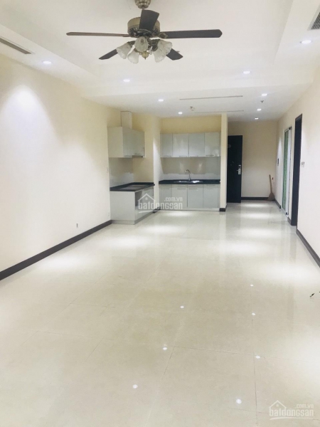(Căn góc) chính chủ cần bán gấp chung cư Royal City 3 phòng ngủ, 133m2, giá 6.xx tỷ