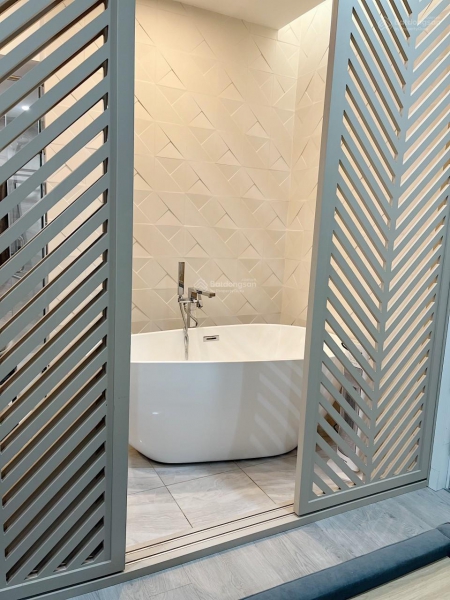 Chuyển nhượng căn hộ 2PN Valencia Garden 60m2 giá 1.9tỷ full đồ đã có sổ hướng Đông Nam