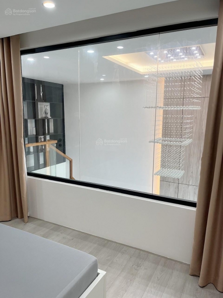 Chính chủ cần bán căn hộ 2PN tầng trung tại Valencia Garden giá 1,6 tỷ