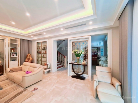 Bán bt song lập khu Hoa Lan 205m²hoàn thiện đẹp, có sông, có hầm, trước mặt công viên giá 36 tỷ