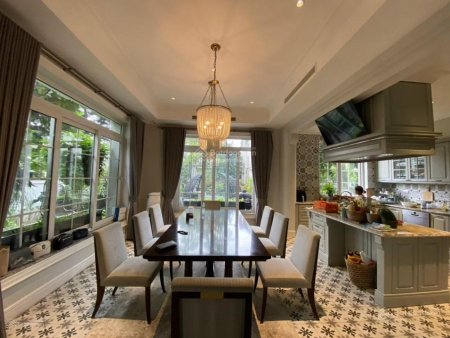 Bán BT đơn lập 365m²hoàn thiện đẹp, đường rộng thông thoáng, sau nhà sông rộng, giá 60 tỷ