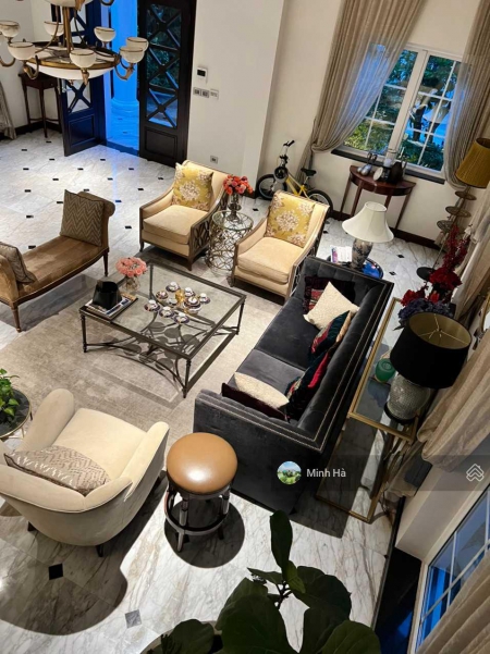 Bán Đơn lập Hoa Phượng, 196m2, 29.5 tỷ HT nội thất hiện đại, vị trí nội khu, đường thông