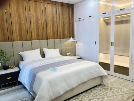 Bán suất ngoại giao 2PN dự án BRG Diamond Residence 25 Lê Văn Lương giá rẻ