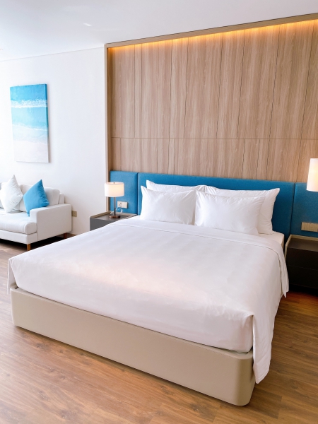 Quỹ căn 2 PN dự án A La Carte view trực diện Vịnh Hạ Long, giá tốt nhất thị trường. 0389587708